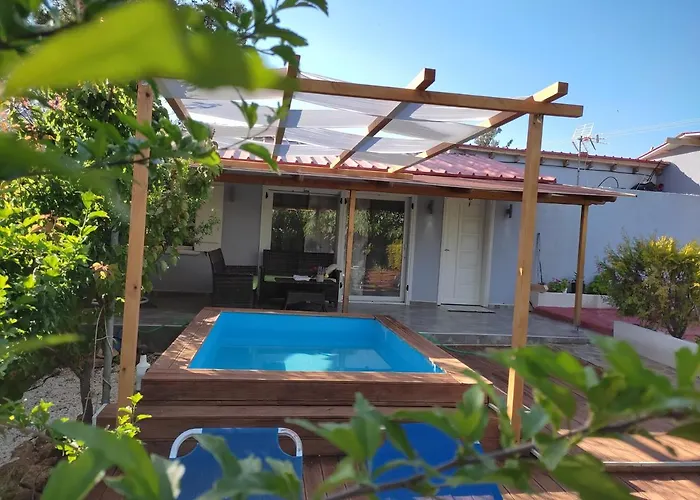 Pefkari Bay Villas
