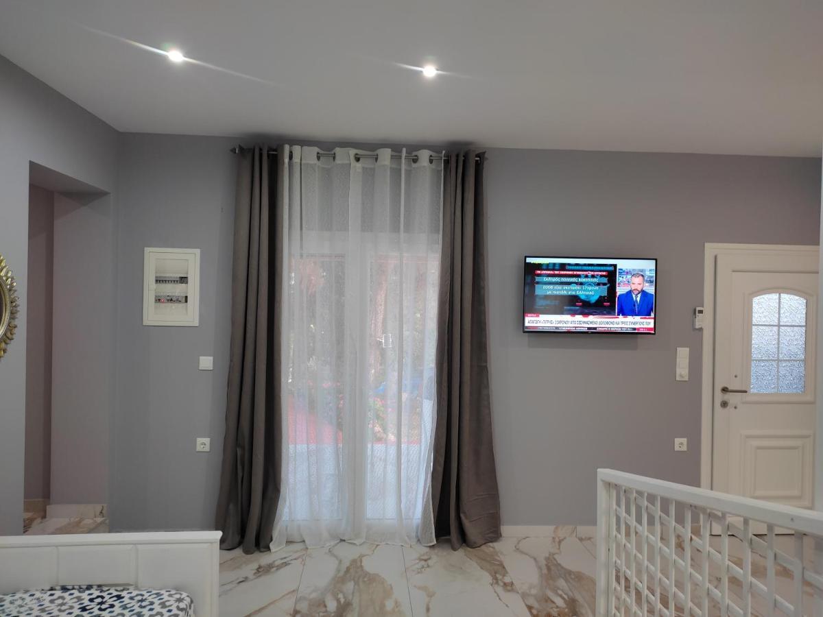 Apartment Bay *